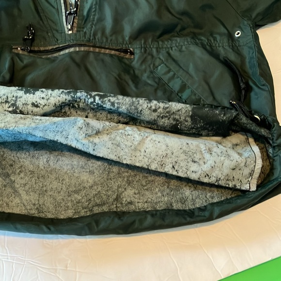 Gap men’s dark green quarter zip windbreaker jacket - Picture 12 of 12